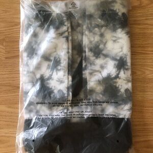 Tie-Dye Black and White VS Tote